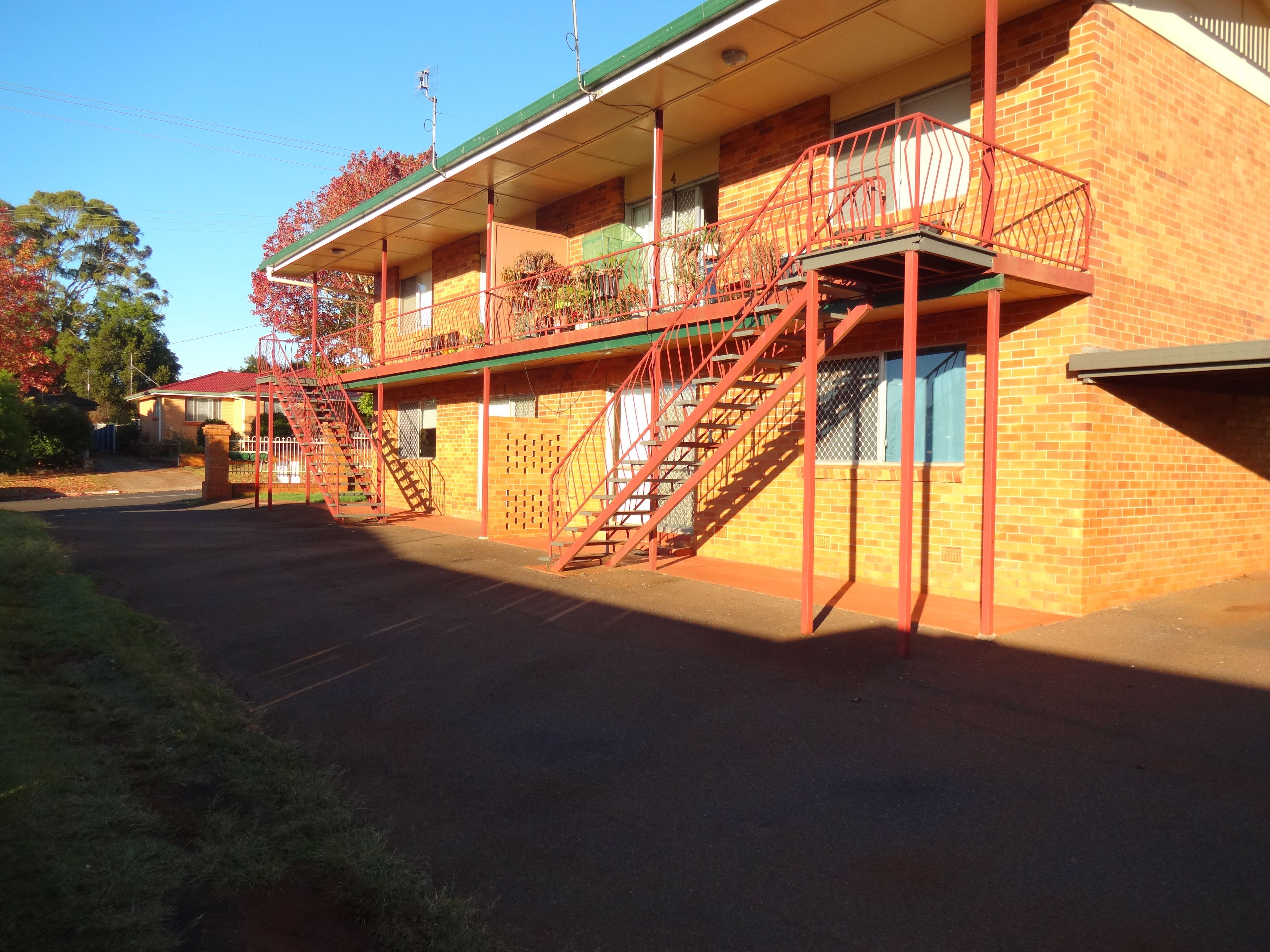 2/123 South Street, Centenary Heights, QLD 4350