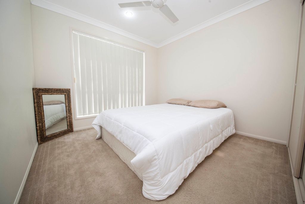 67 Banksia Drive, Raceview, QLD 4305