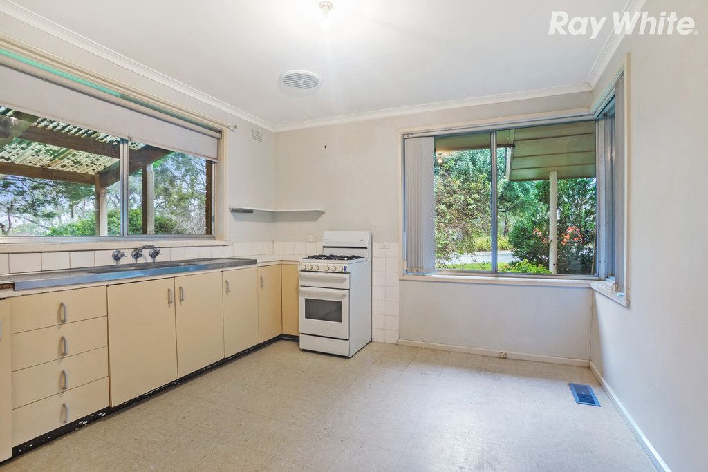 25 Matson Drive, Upwey, VIC 3158