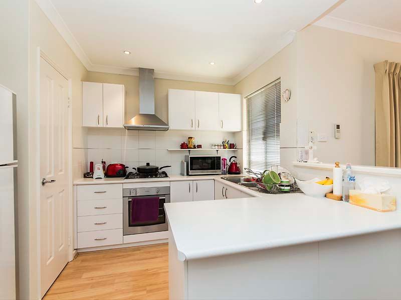 6/12 Andalusian Loop, Baldivis, WA 6171