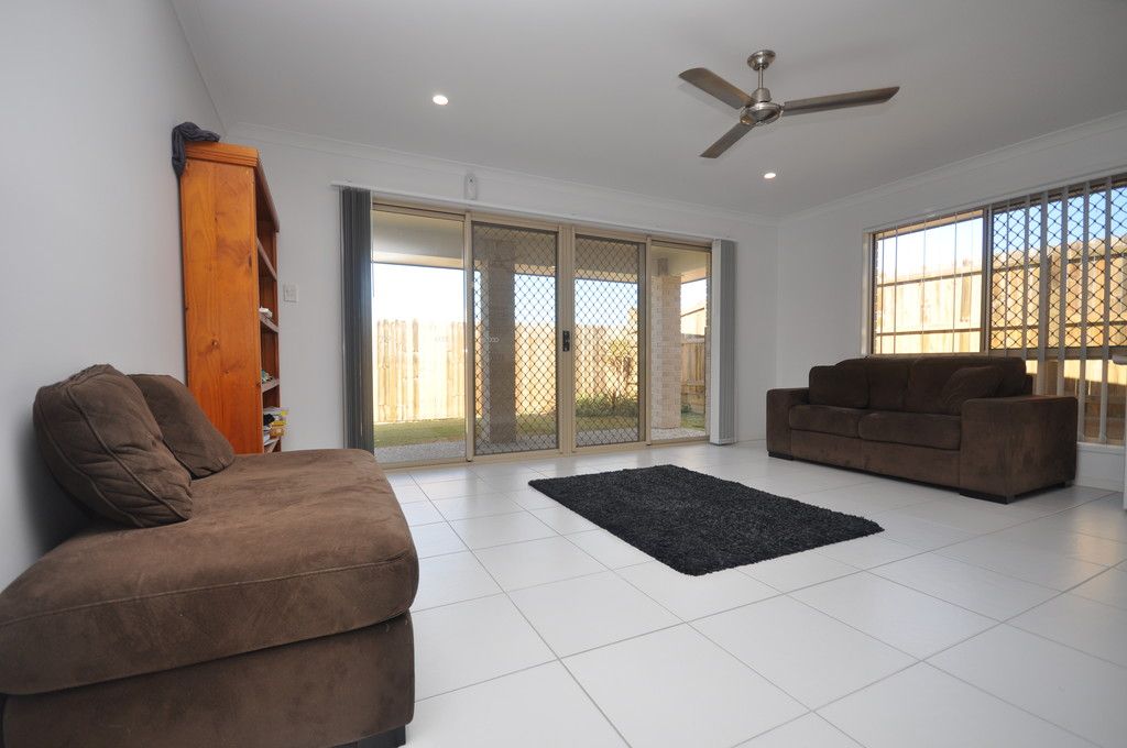 11 Stately Crescent, Narangba, QLD 4504