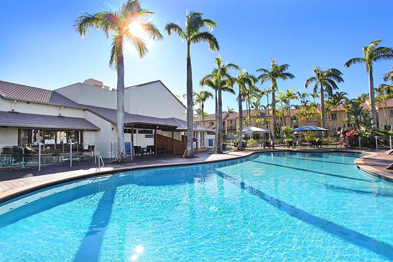 4/2 Landsborough Parade, Golden Beach, QLD 4551