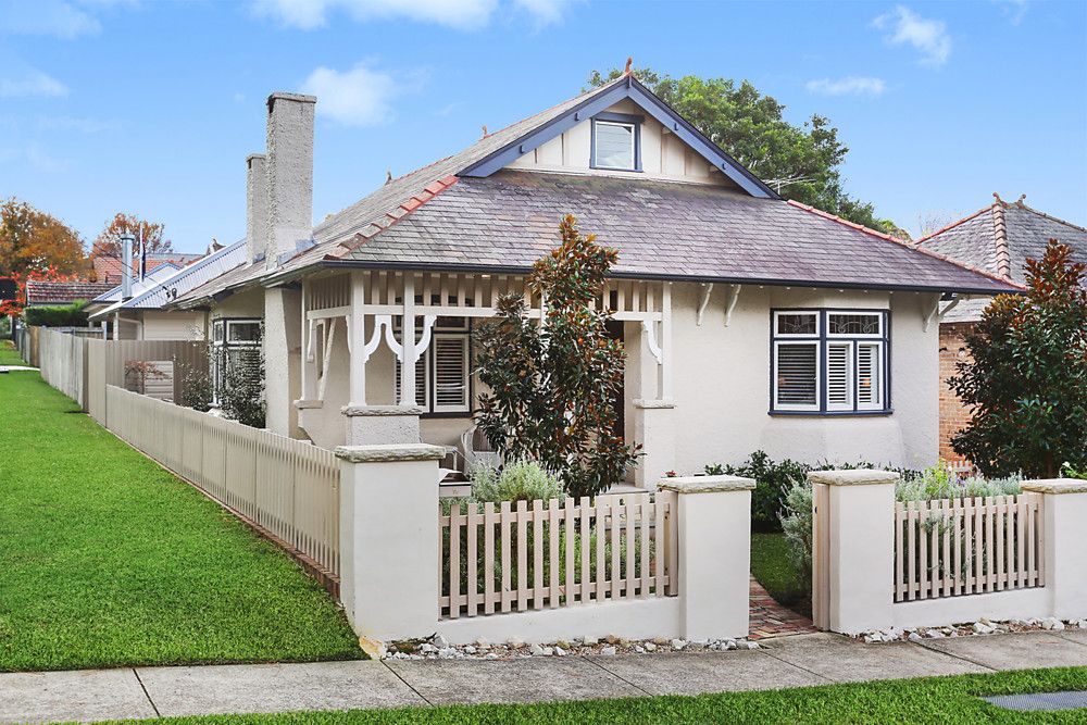 75 Mowbray Place