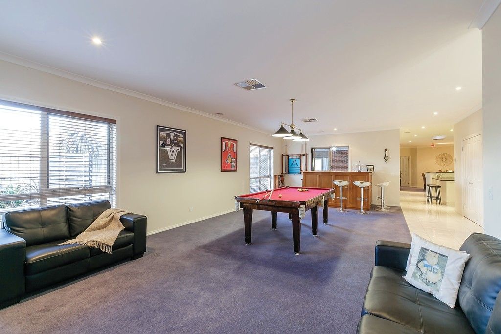 4 Curtin Court, Delacombe, VIC 3356