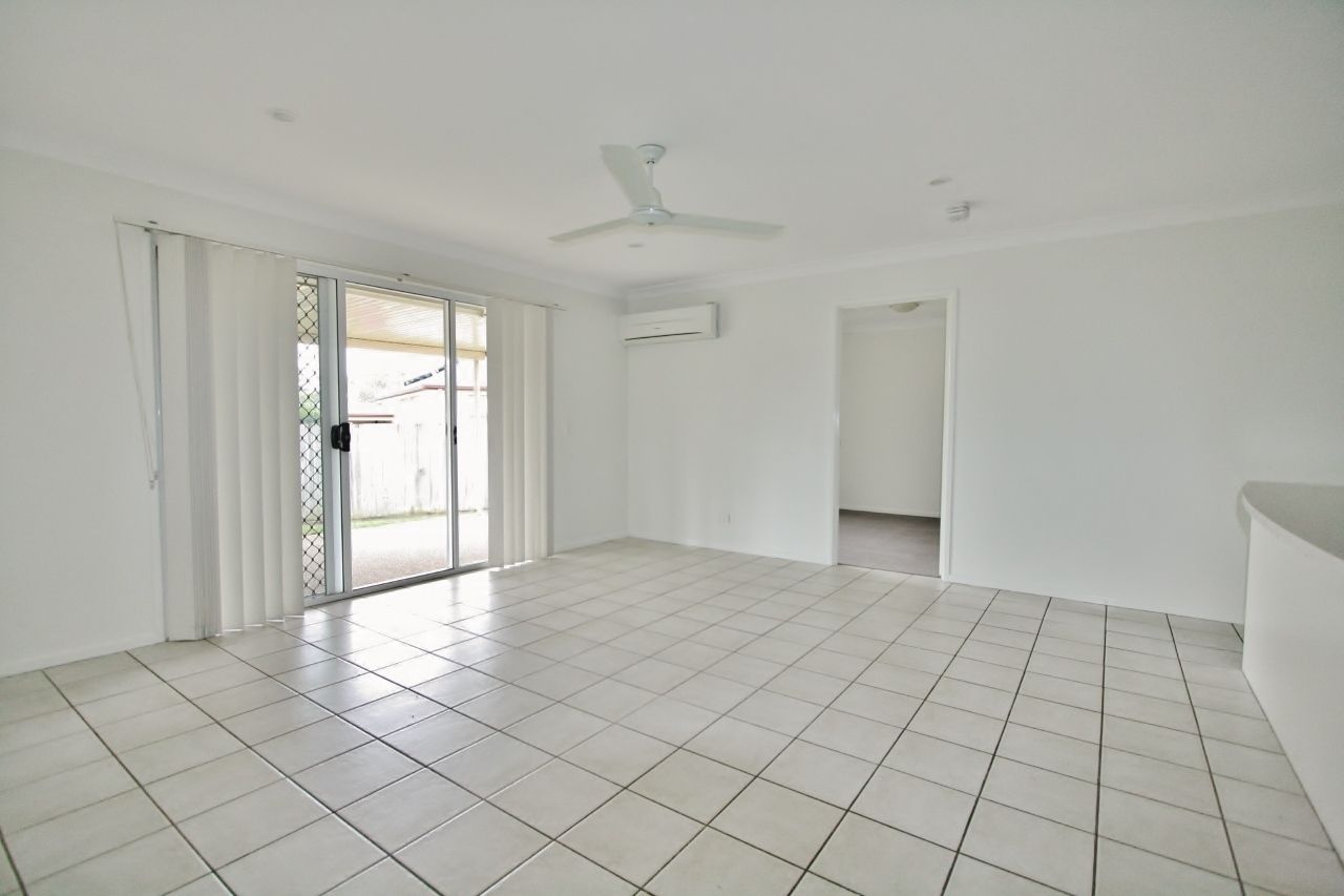 4 Dunn Court, Forest Lake, QLD 4078