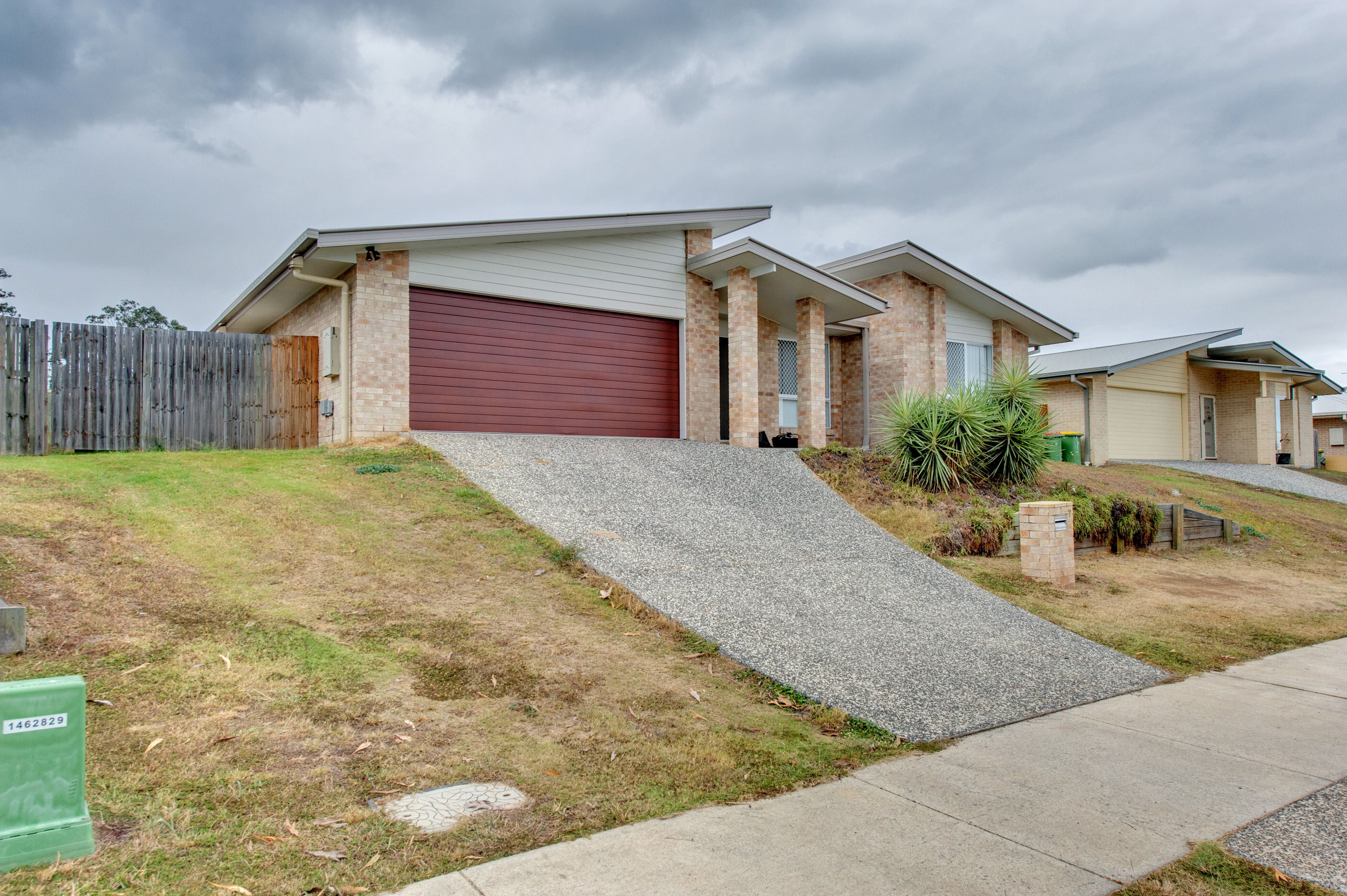 7 Samuel Court, Yamanto, QLD 4305
