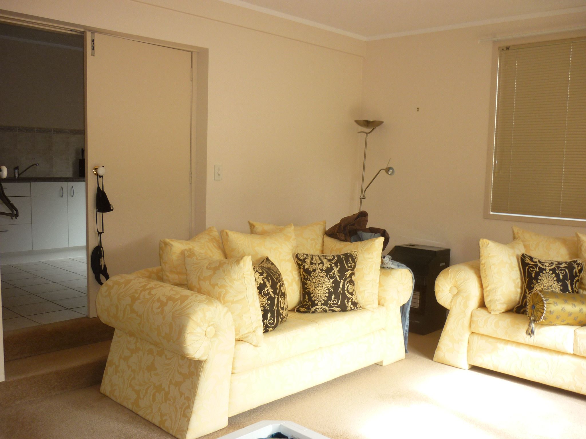 2/17 Fielding Crescent, Farm Cove, Manukau City