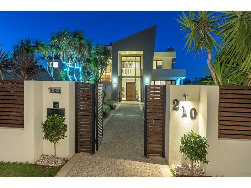 210 Brimblecombe Circuit, Pullenvale, QLD 4069