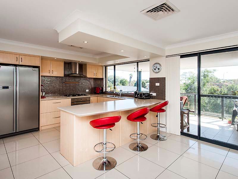 14 Fisher Street, Rockingham, WA 6168