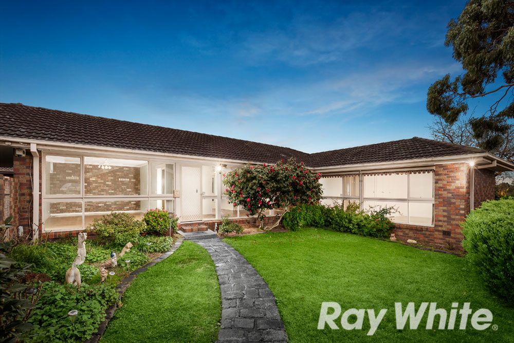 14 Dunbarton Drive, Wantirna VIC 3152