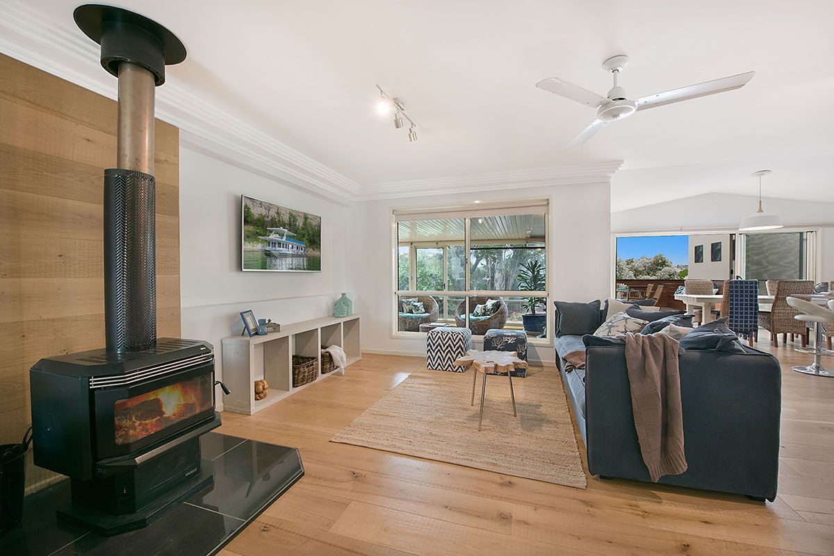 9 Cheviot Court, Little Mountain, QLD 4551