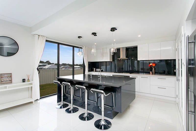 15 Knoll Drive, Shell Cove, NSW 2529