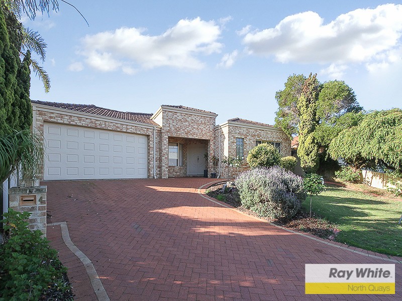 4 Engadine Way, Duncraig, WA 6023