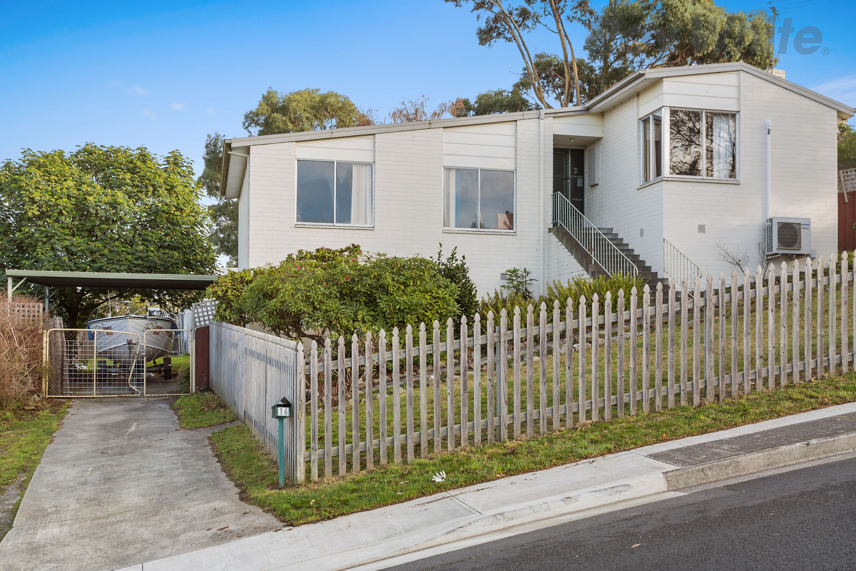 16 Birch Street, Kingston TAS 7050