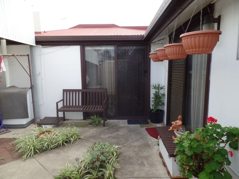 347 Military Road Granny Flat Henley Beach Sa Rental House