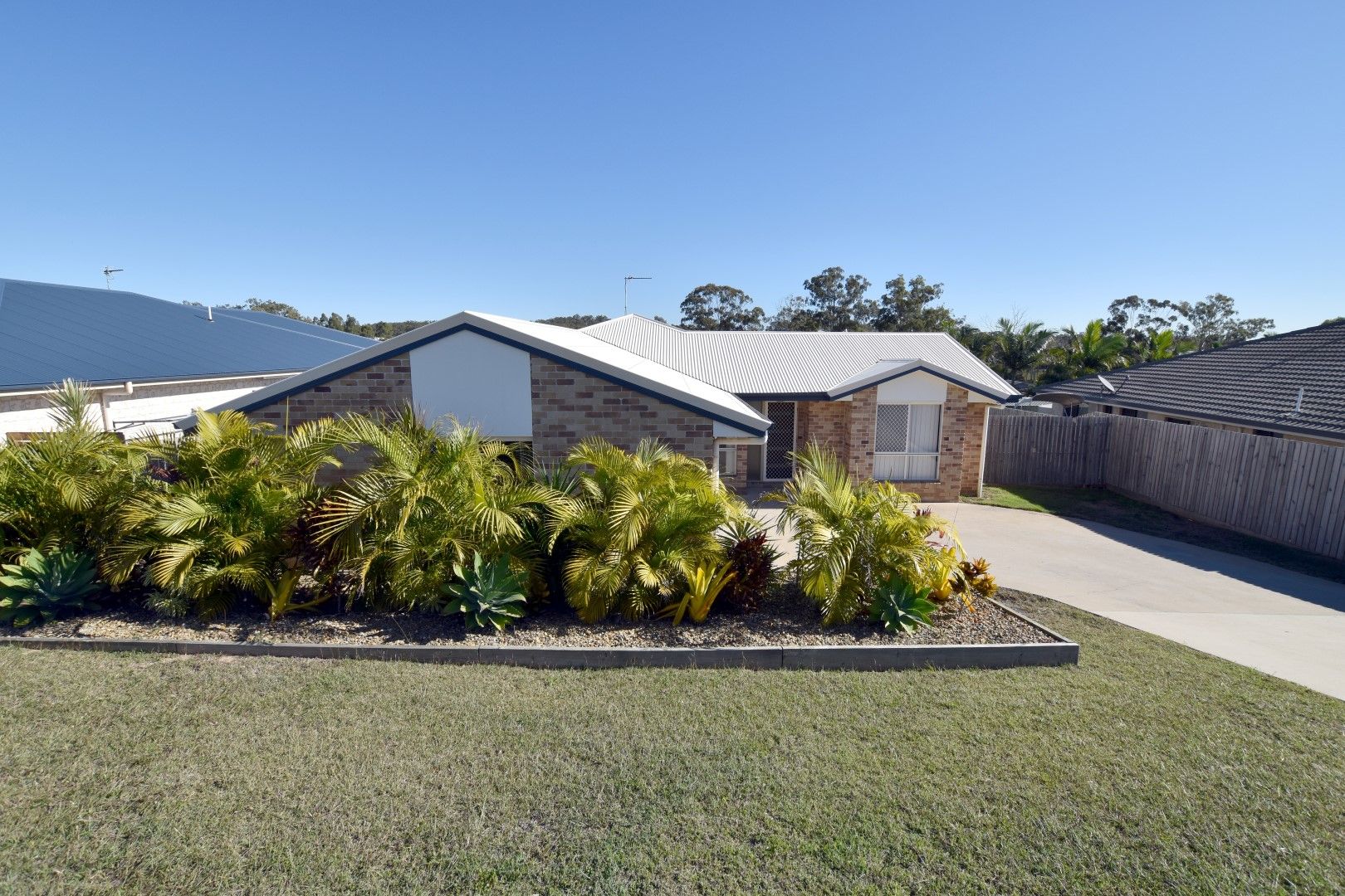 10 Christian Court, Glen Eden, QLD 4680