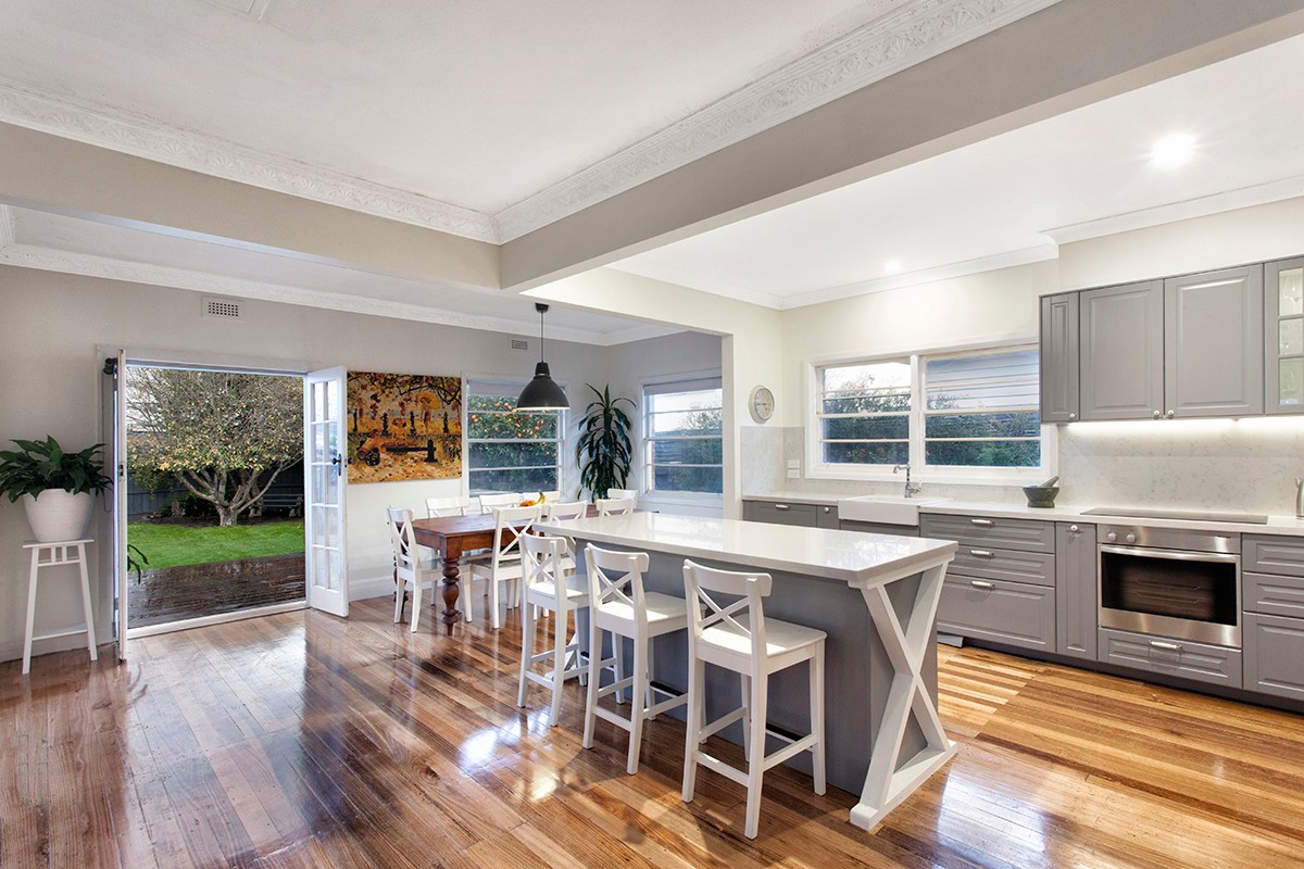 30 Kinrade Street, Hughesdale, VIC 3166
