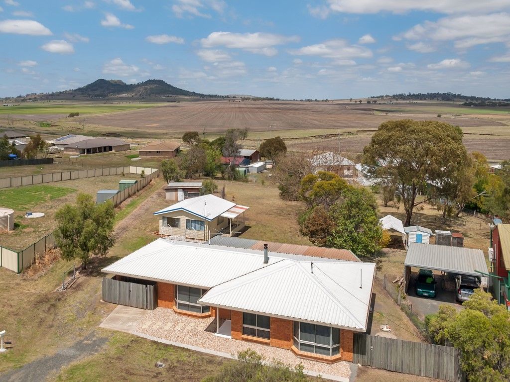 25 Catherine Crescent, Kingsthorpe QLD 4400