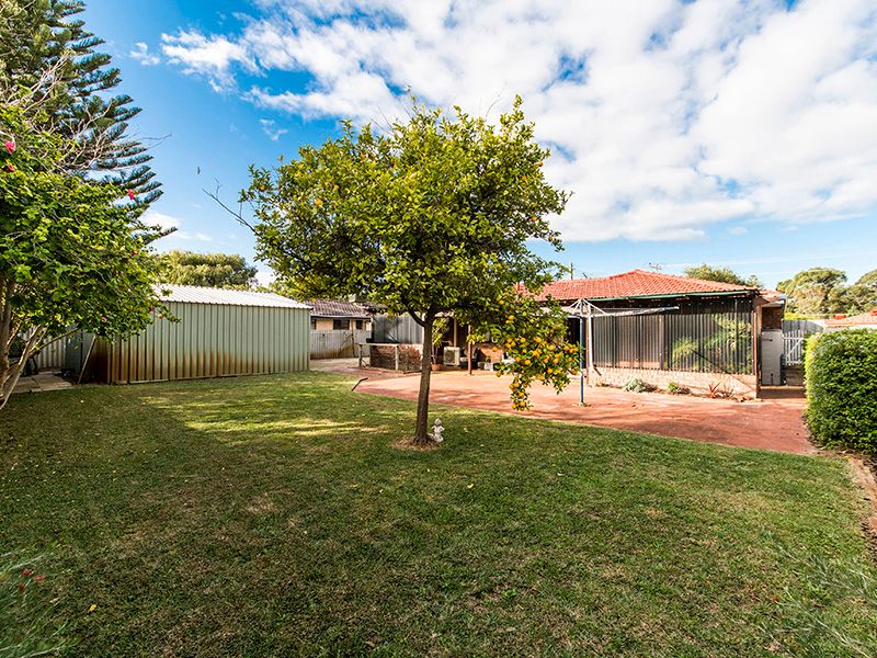 86 Seabrooke Avenue, Rockingham, WA 6168