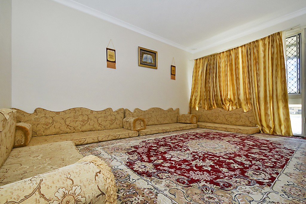 96 Girrawheen Avenue, Girrawheen, WA 6064