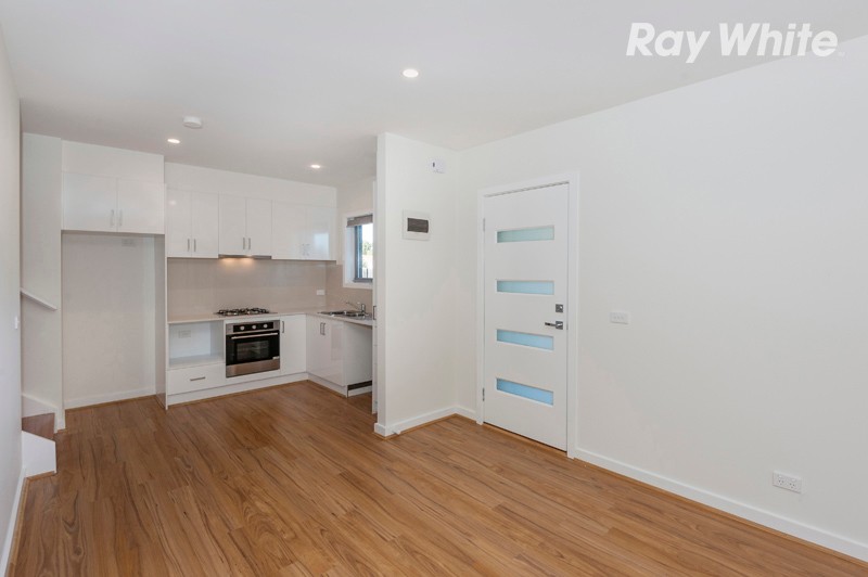 1/8 O'Connell Street, Kingsbury, VIC 3083