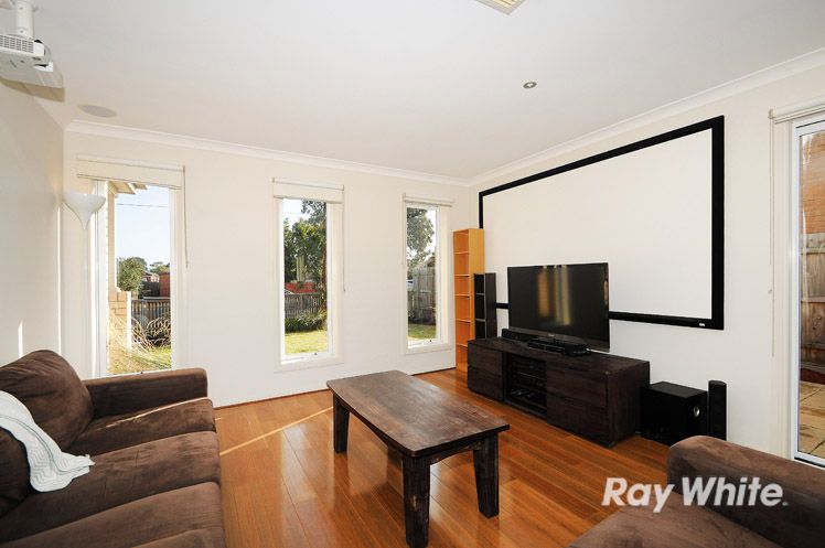 12 Braemar Street, Seaford, VIC 3198