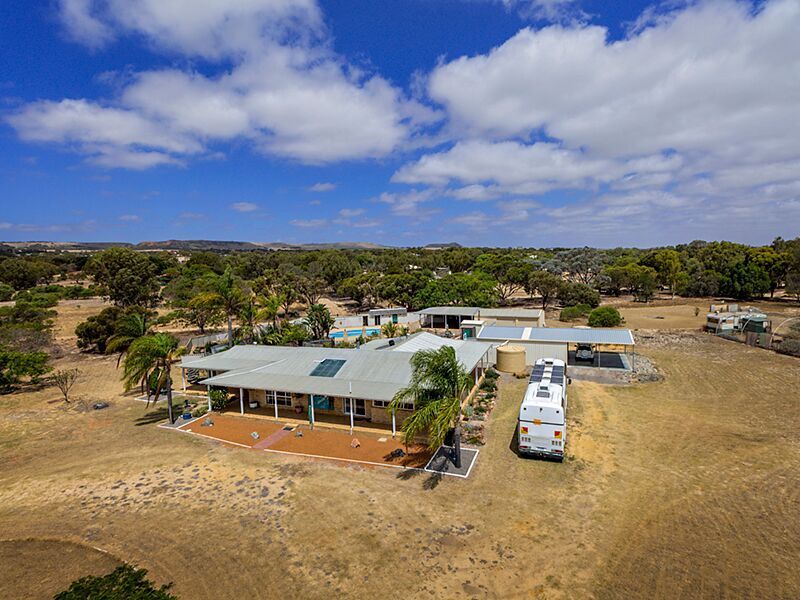6 Commander Court, Moresby, WA 6530