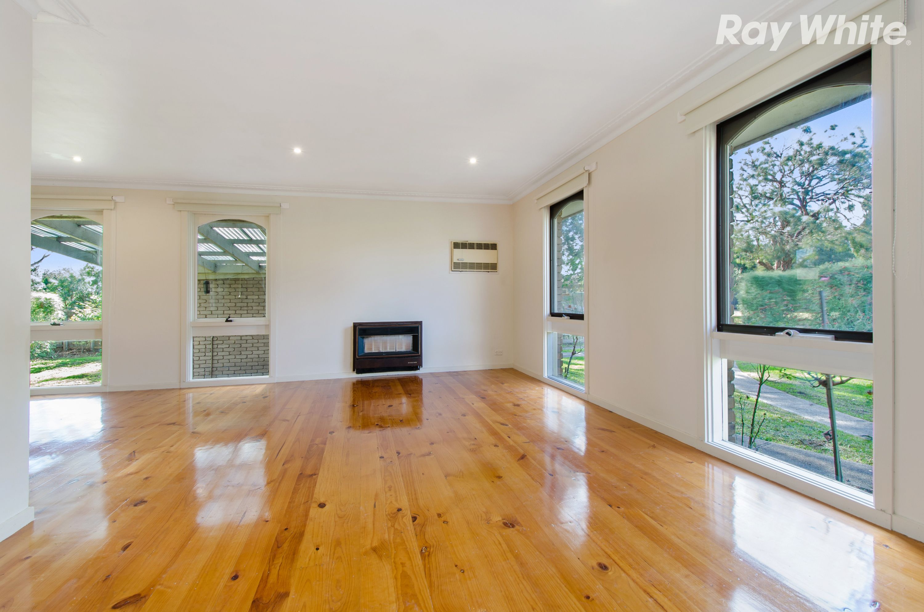 8 Denham Court, Scoresby, VIC 3179