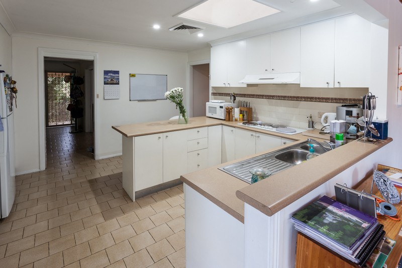 70 Bainbridge Avenue, Ingleburn, NSW 2565