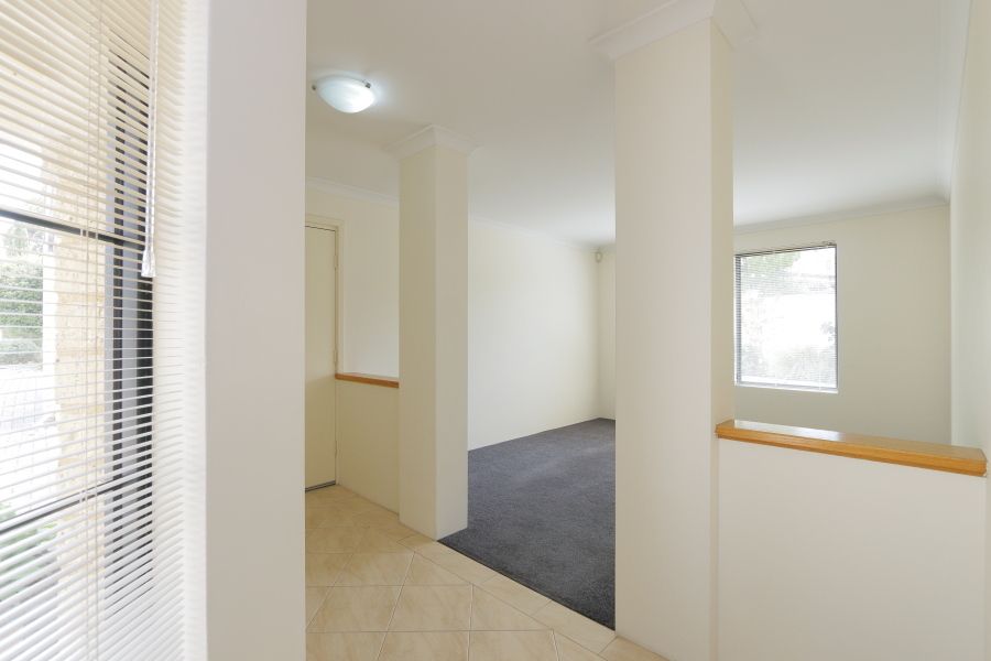 3/1 Edwards Crescent, Redcliffe, WA 6104
