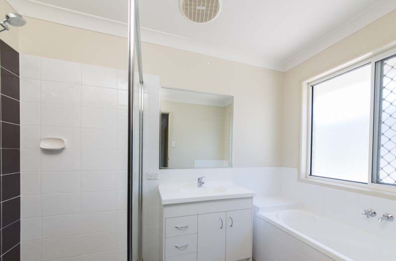 4 Kite Crescent, Eagleby, QLD 4207