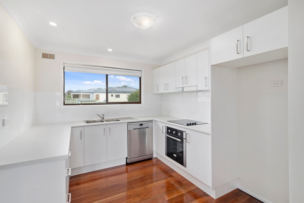 40 Philippine Parade, Palm Beach, QLD 4221