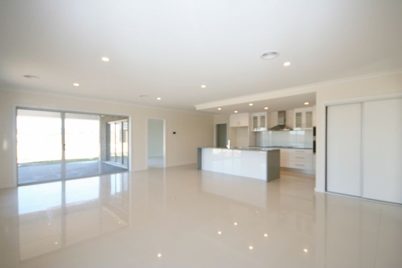 12 Griffith Link, Googong, NSW 2620
