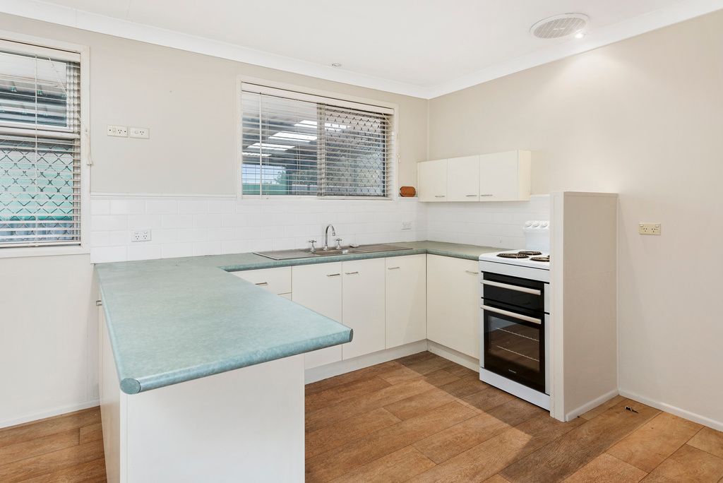 16 Wyalla Street, Newtown, QLD 4350