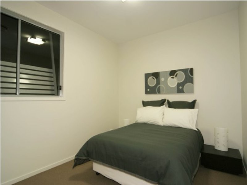 2A Eton Street, Bulimba, QLD 4171
