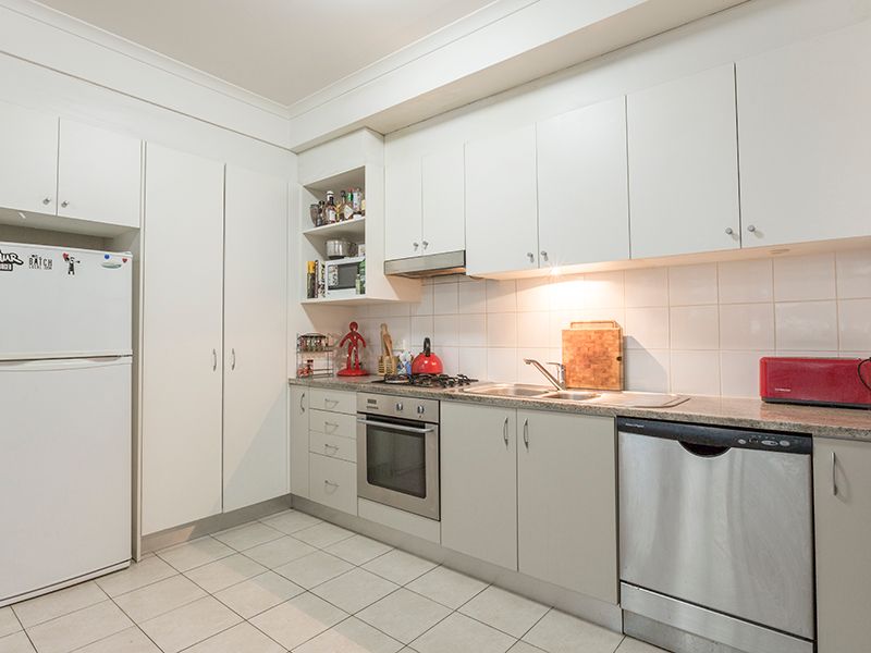 184/221 Sydney Park Road, Erskineville, NSW 2043