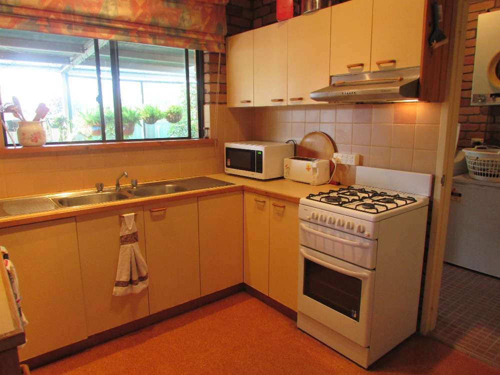 1/395 Sandrina Drive, Lavington, NSW 2641