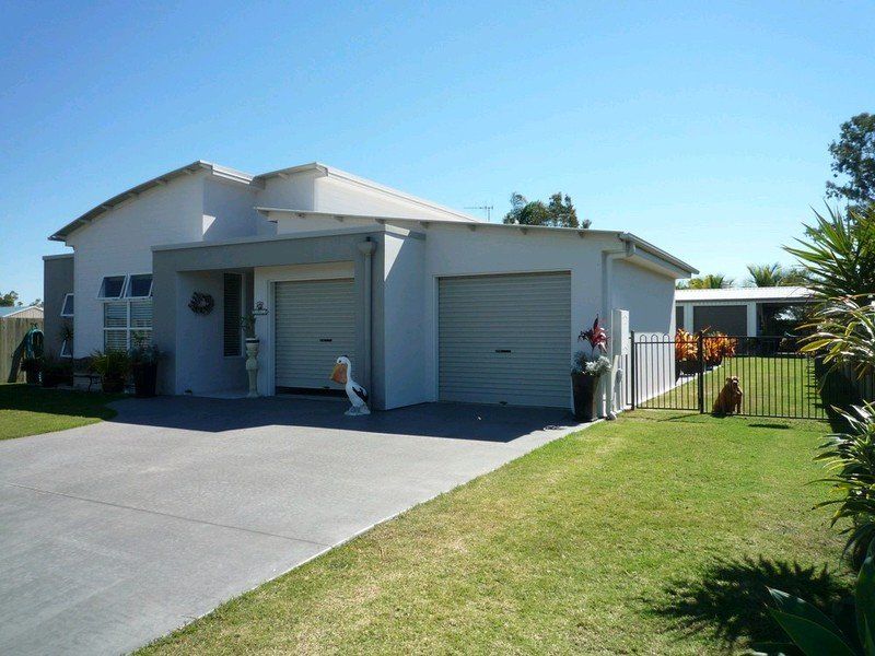 11 Pelican Way, Woodgate QLD 4660