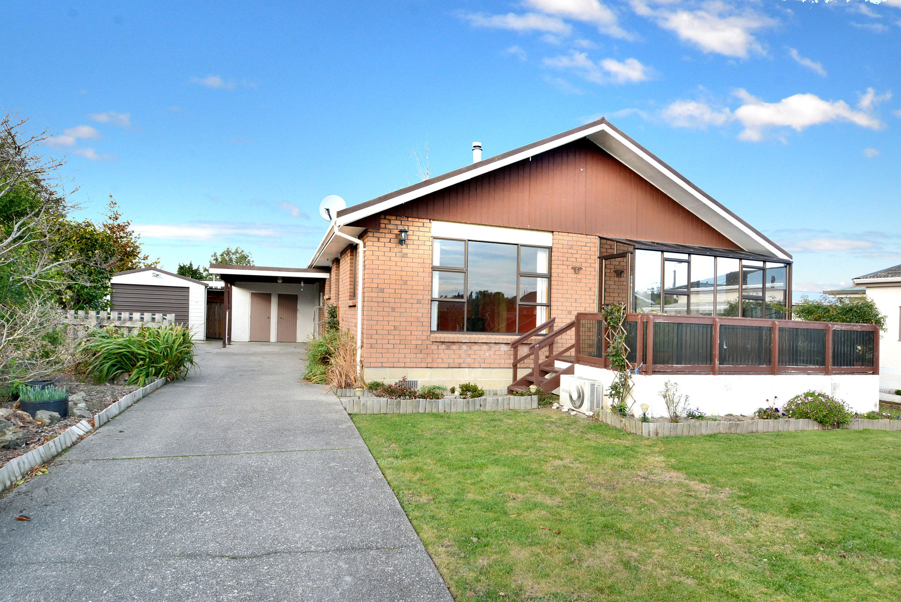4 Crossleigh Crescent, Balclutha, Clutha District