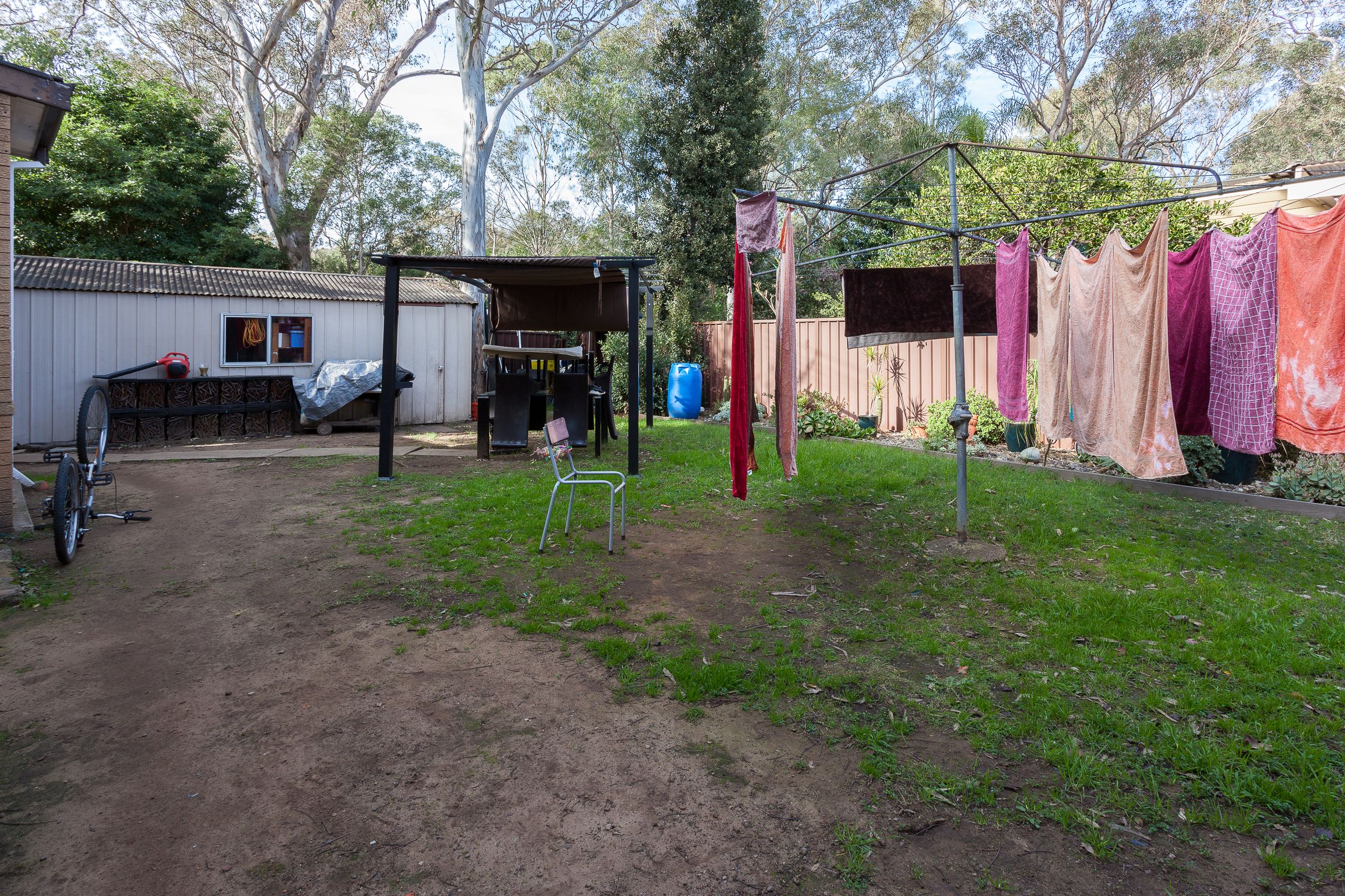 8 Fifth Avenue, Macquarie Fields, NSW 2564