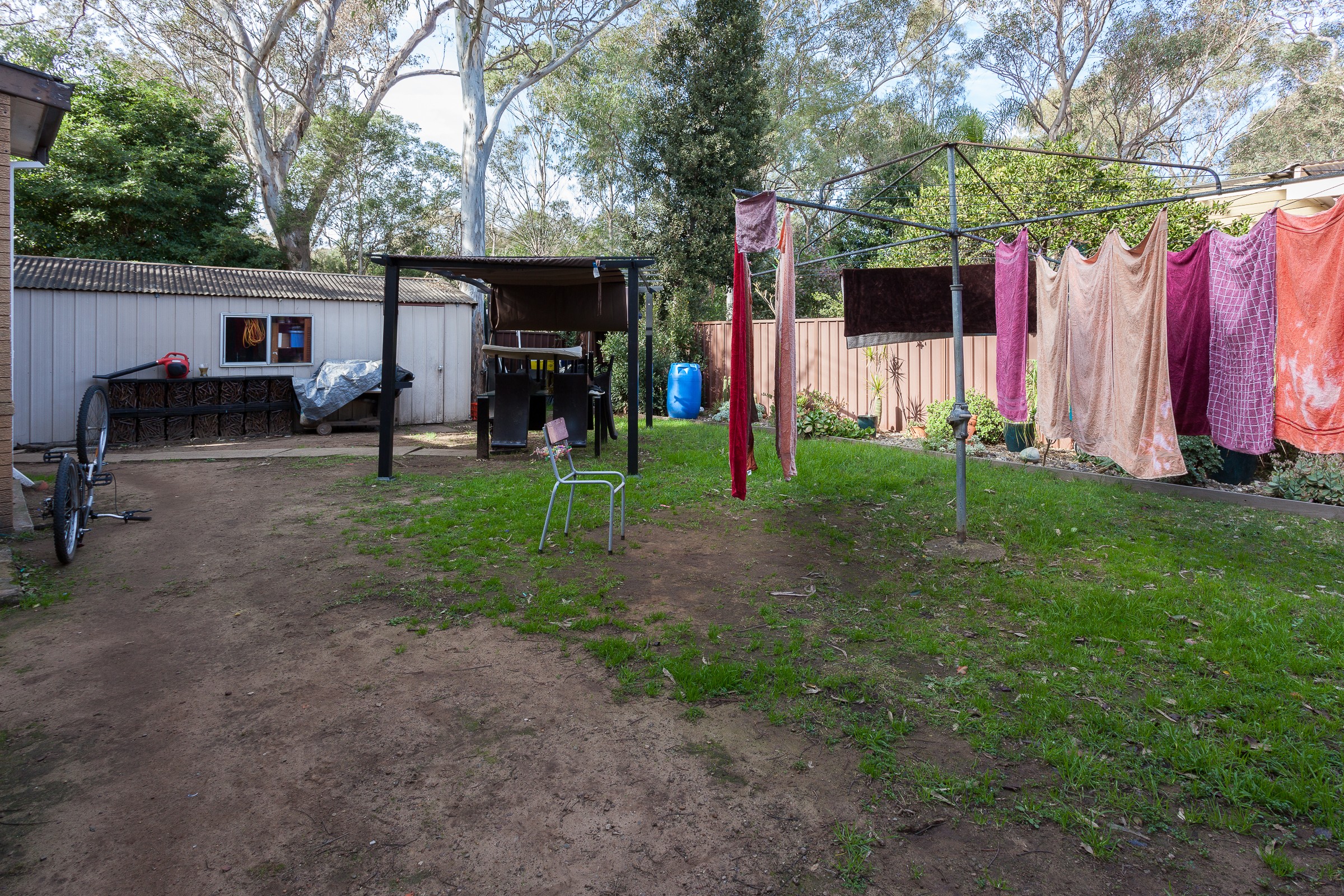 8 Fifth Avenue, Macquarie Fields, NSW 2564
