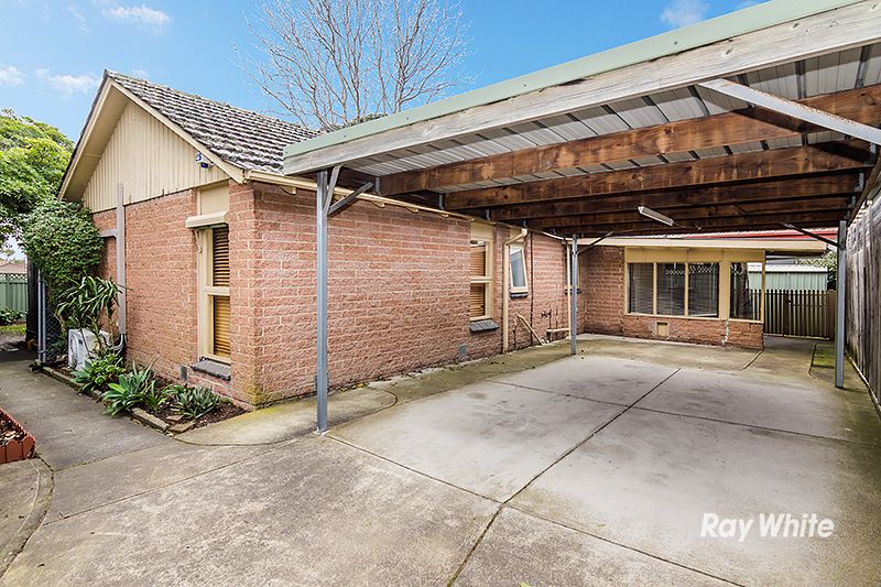 42 Pound Road, Hampton Park, VIC 3976