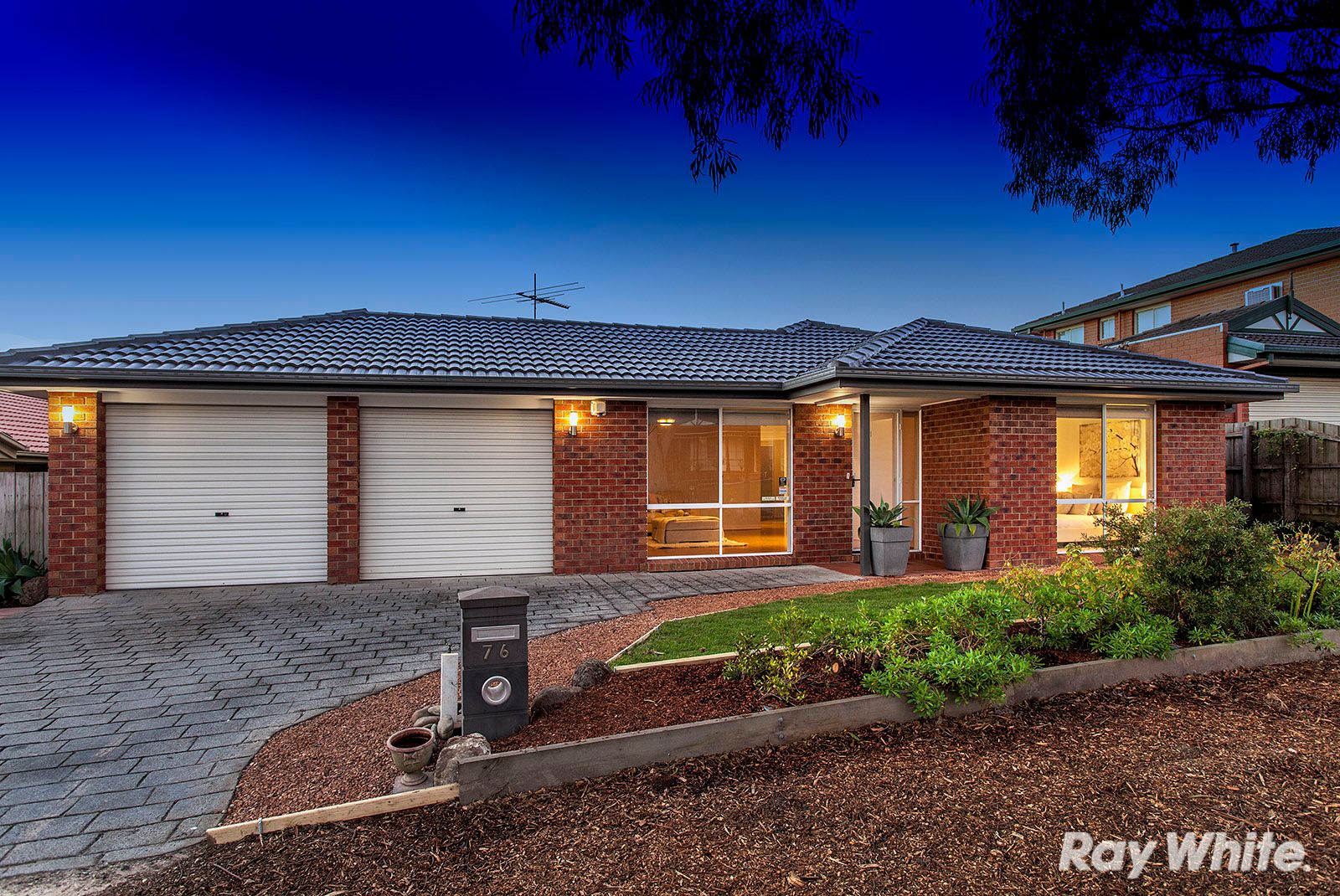 76 Quail Way, Rowville VIC 3178