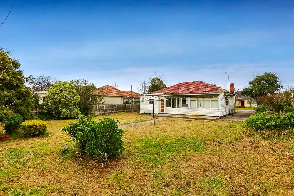 18 Kitchener Road, Pascoe Vale, VIC 3044