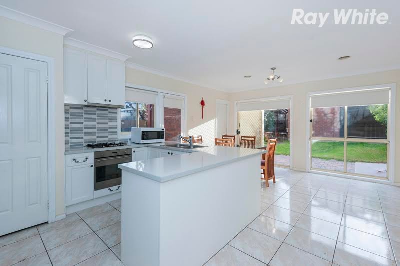 2 Winterhill Link, Bundoora, VIC 3083