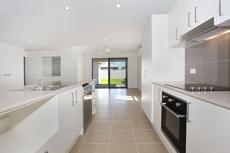17 Maclamond Drive, Pelican Waters, QLD 4551