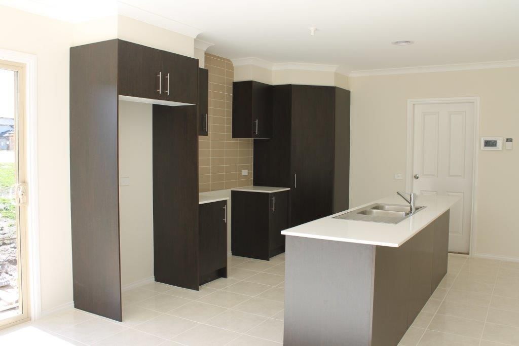 21 Buttercup Drive, Greenvale, VIC 3059