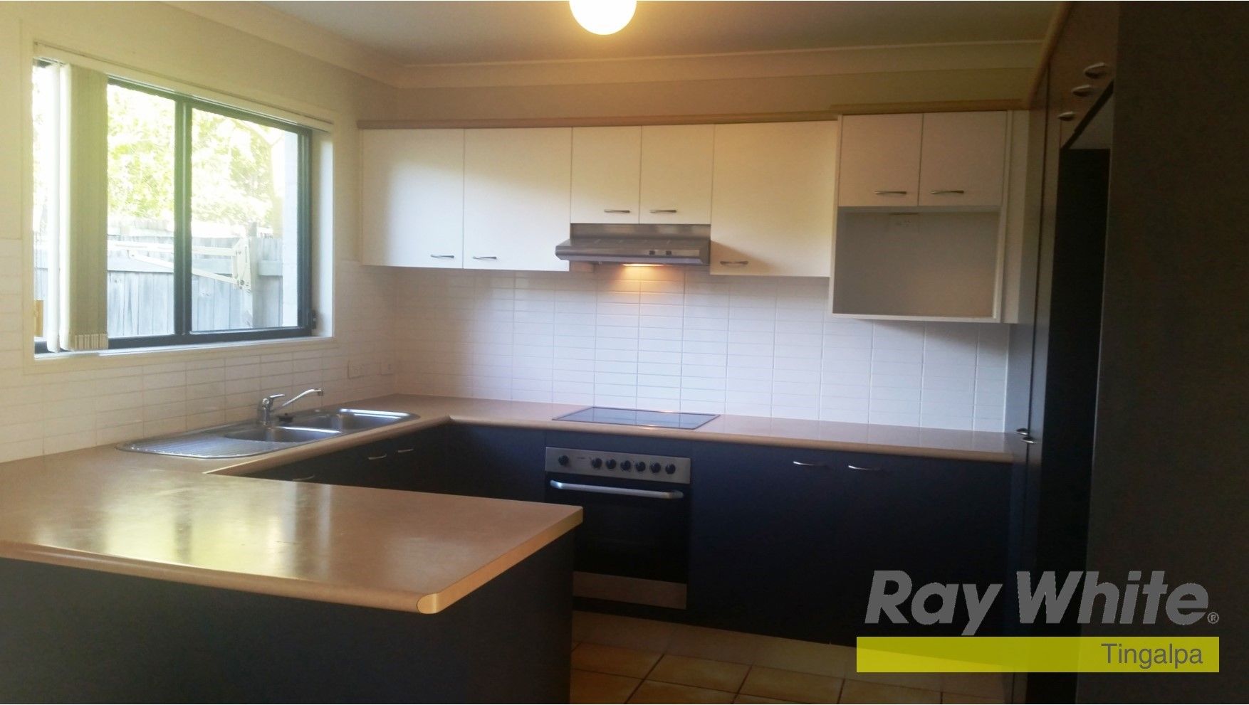 11 Federation Street, Wynnum West QLD 4178
