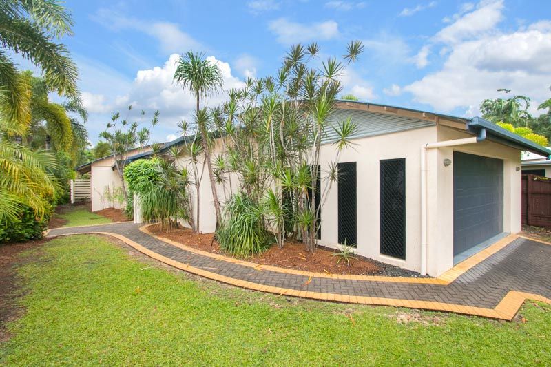 1 Jupiter Close, Clifton Beach, QLD 4879