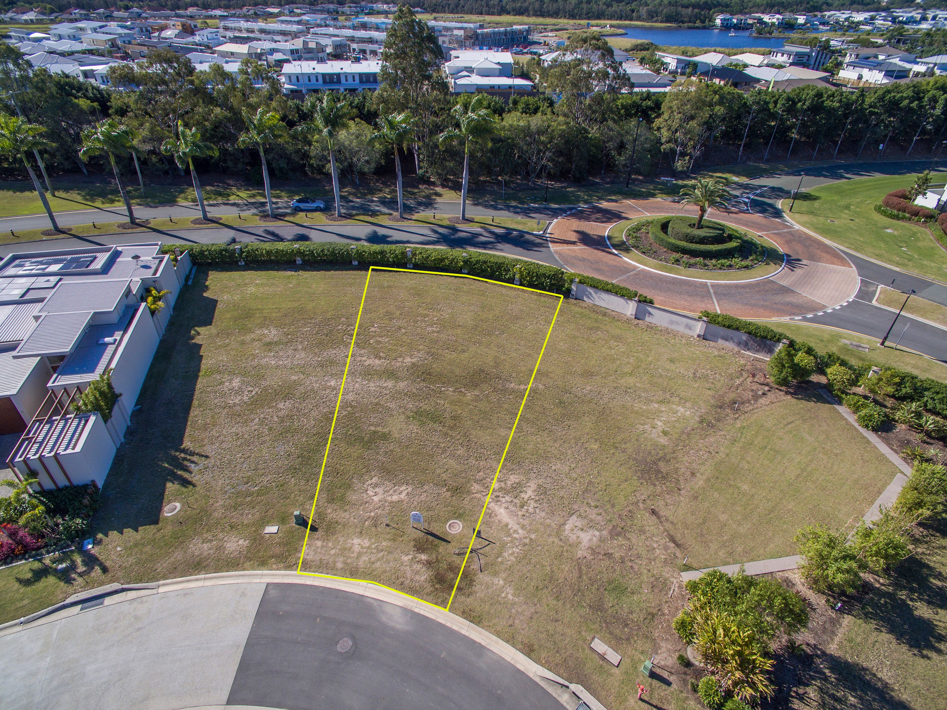 7815 Pavilions Close, Hope Island QLD 4212